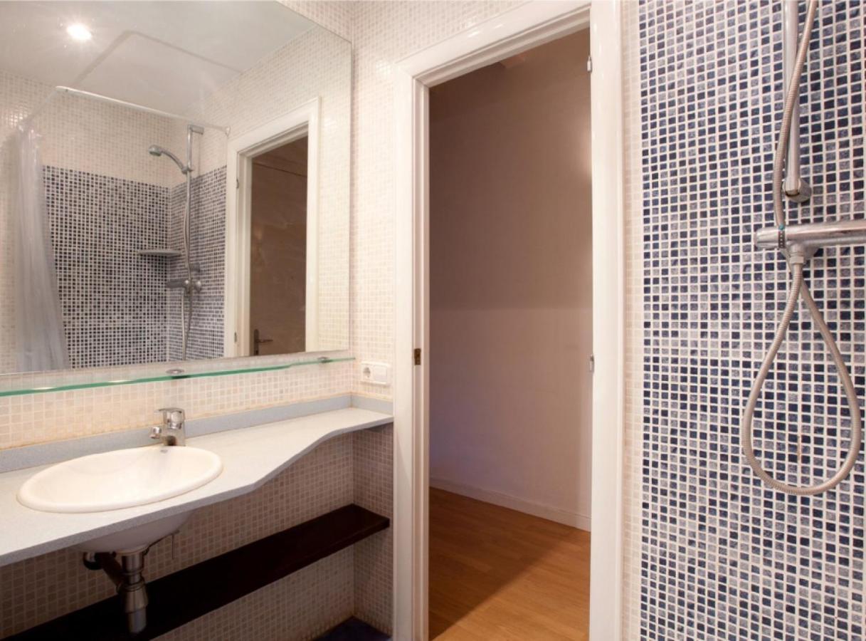 Authentic Flat2 In Poble Sec - Paralelo Barcelona Exterior photo